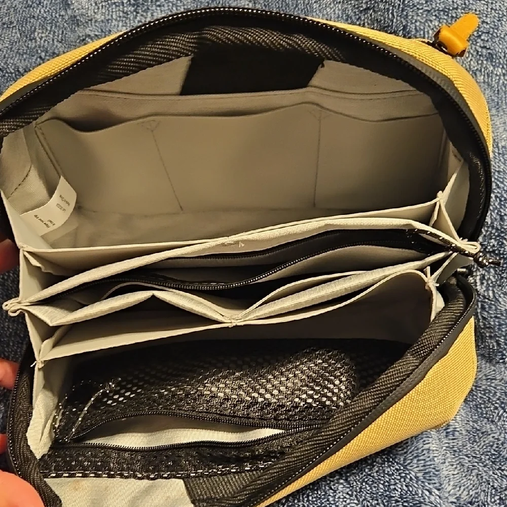 Tripped Tech Bag - Picture 5 of 6